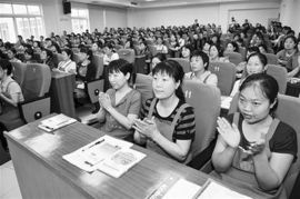 宜昌家政服務(wù)新風(fēng)尚 進(jìn)京服務(wù)員接受專業(yè)培訓(xùn)，健身服務(wù)成新亮點(diǎn)
