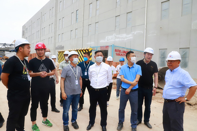 新鋰想公司董事長(zhǎng)杜剛親臨一線，視察指導(dǎo)5萬噸鋰電正極材料項(xiàng)目建設(shè)工作